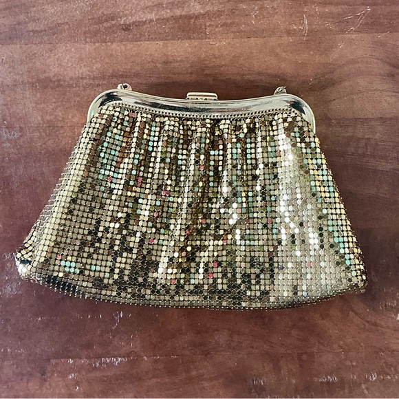Vintage Whiting & Davis Gold Mesh Evening Bag Clutch Purse with Jeweled Clasp - Picture 10 of 15